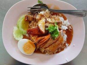 ข้าวหมูแดง