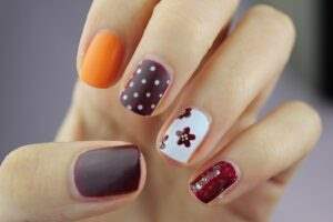 เล็บ